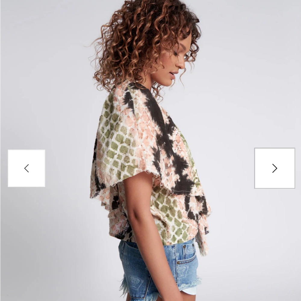 One Teaspoon Hand Painted Boa Women's Top Small